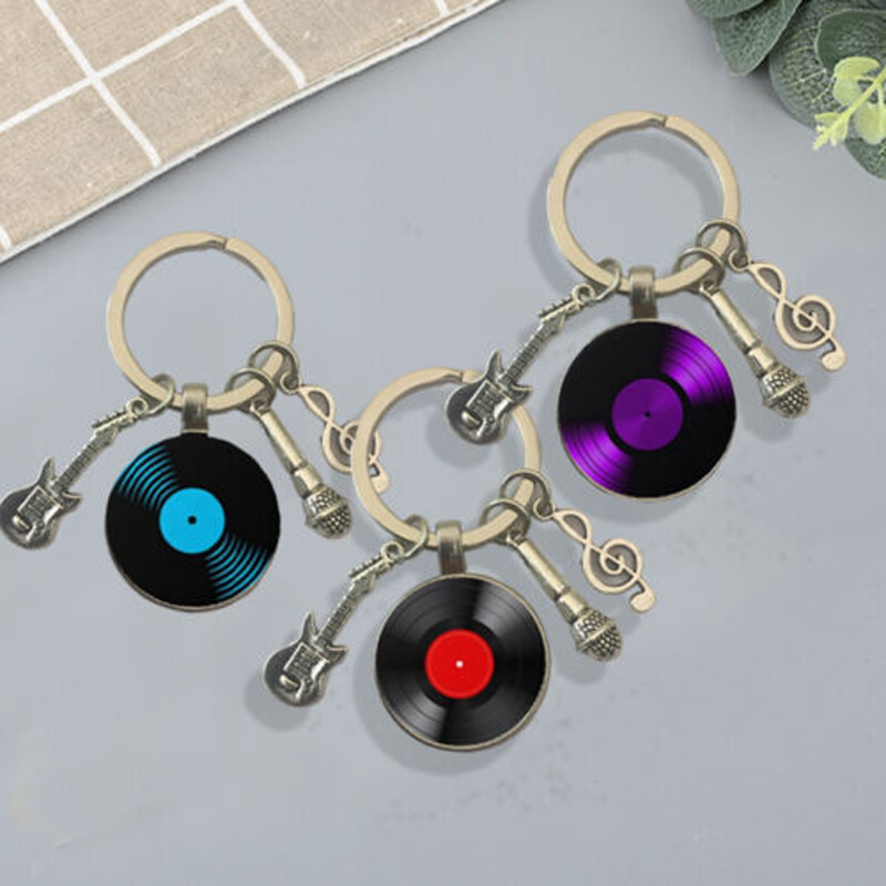 Retro Gaming Keychain - Creative Gramophone Music Keychain Ring Creative